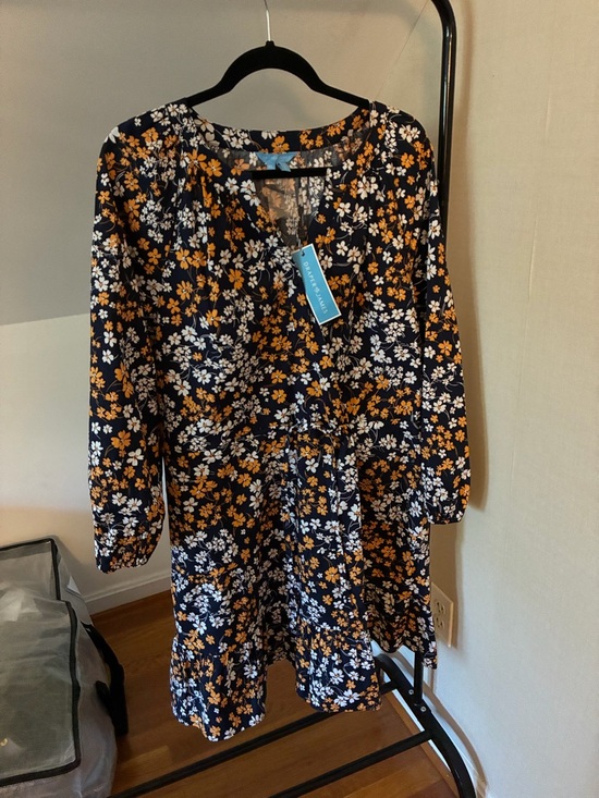 Draper James Dresses & Skirts - Draper James Navy Dress with Orange & White Floral Print - NWT - size XL